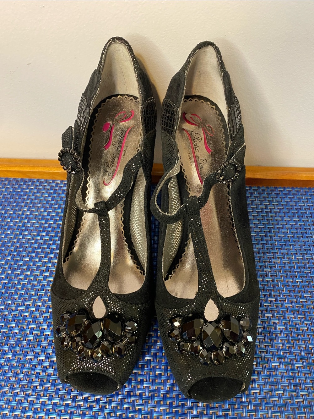 EUC Poetic License Peep Toe T-Strap heels, sz.